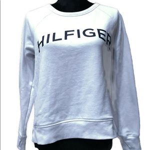 Tommy Hilfiger White sweatshirt size small. 🍂🍁